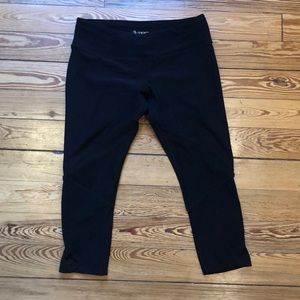 Crop workout pants